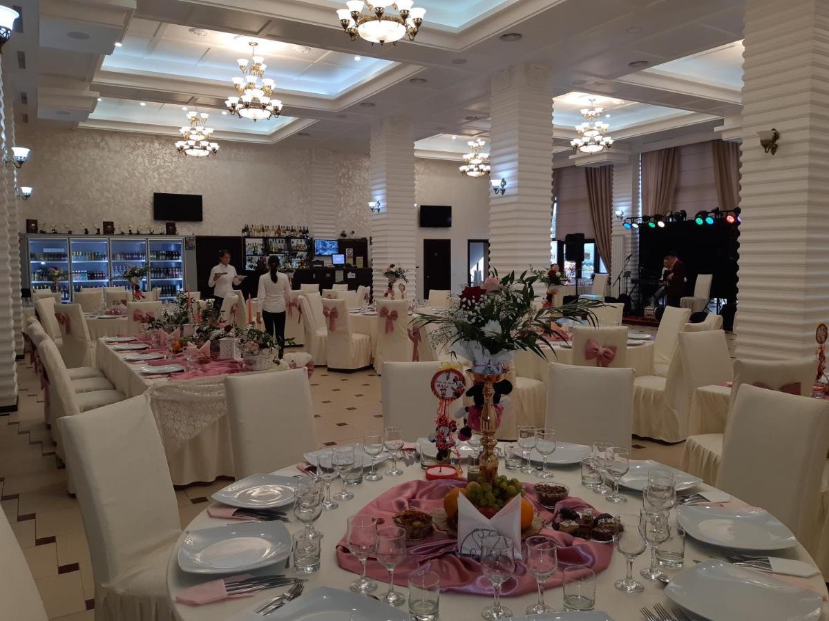 Hotel Ro&Mario Barlad Bîrlad Dış mekan fotoğraf